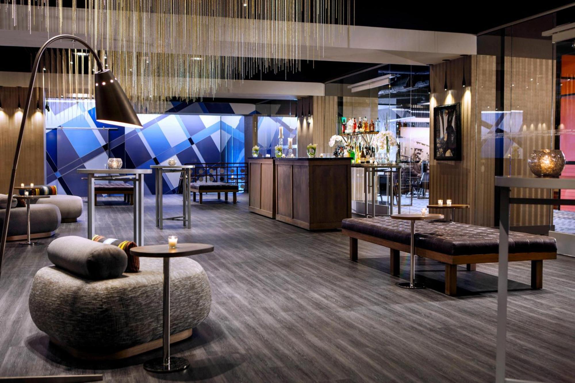 เรเนสซองส์ เรโน ดาวน์ทาวน์ โฮเทล แอนด์ สปา Hotel รีโน ภายนอก รูปภาพ