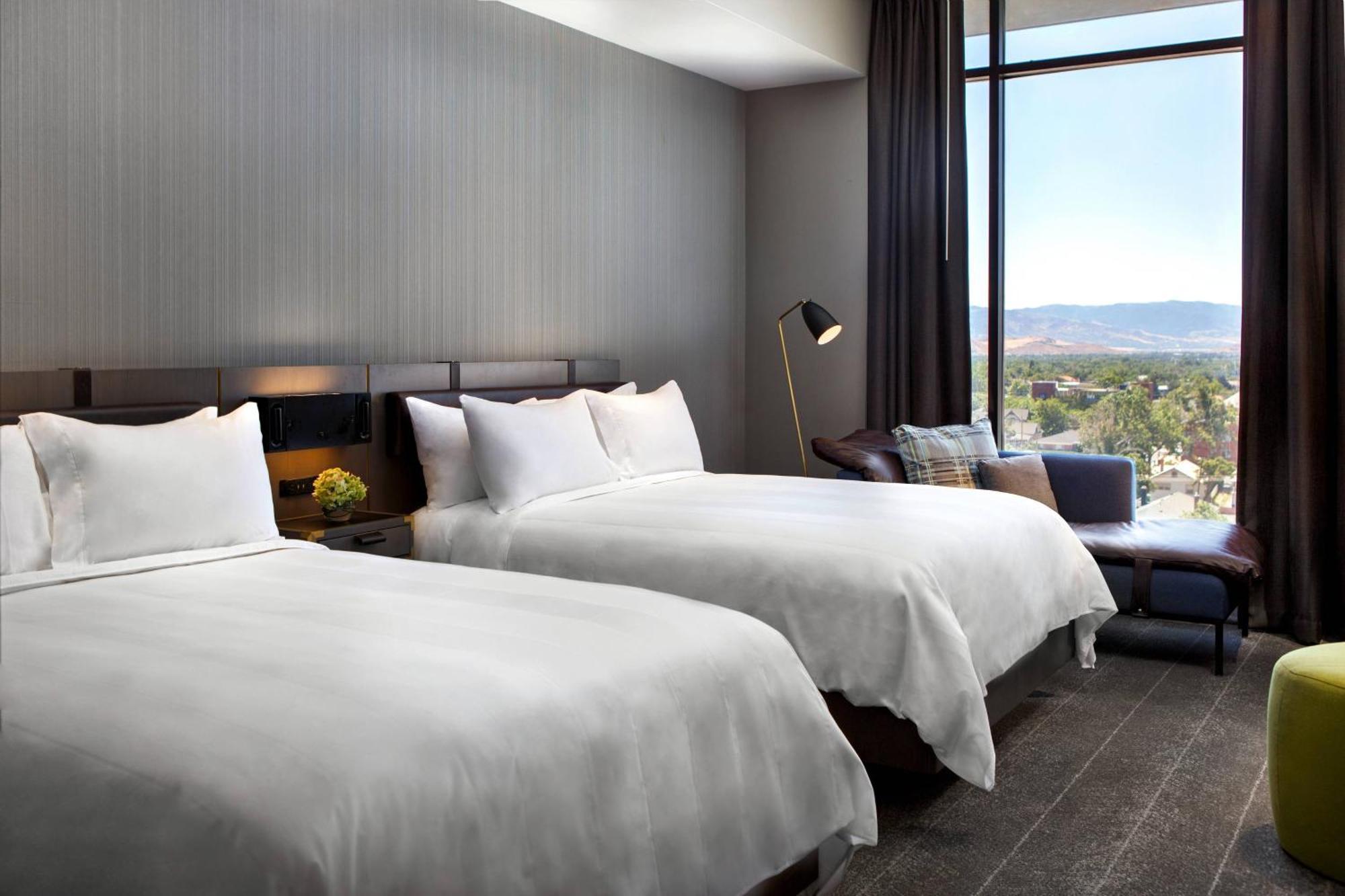 เรเนสซองส์ เรโน ดาวน์ทาวน์ โฮเทล แอนด์ สปา Hotel รีโน ภายนอก รูปภาพ