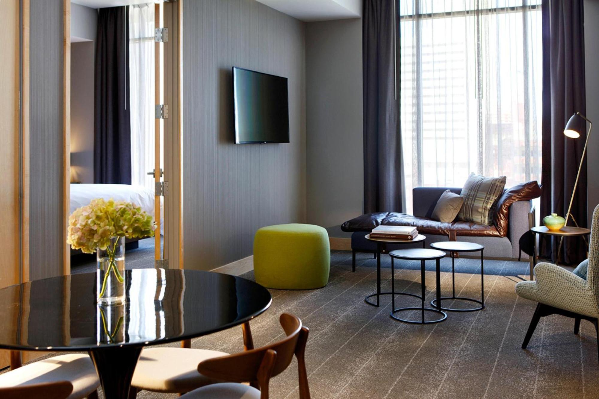 เรเนสซองส์ เรโน ดาวน์ทาวน์ โฮเทล แอนด์ สปา Hotel รีโน ภายนอก รูปภาพ